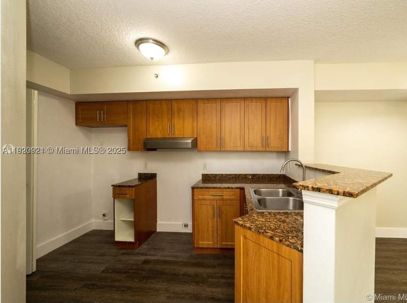 2 bedroom Condominium at 17622 NW 25th Ave 101, The Oaks At Miami Gardens, Miami Gardens — photo 5
