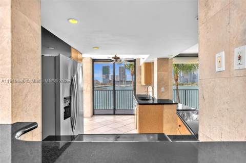 801 N Venetian Dr 208, Miami Beach FL - photo 13 of 69