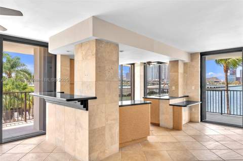 801 N Venetian Dr 208, Miami Beach FL - photo 14 of 69