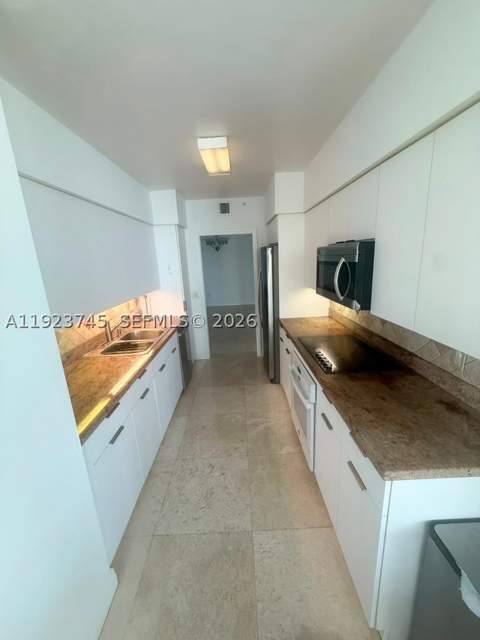 16400 Collins Ave 942, Sunny Isles Beach FL - photo 10 of 54