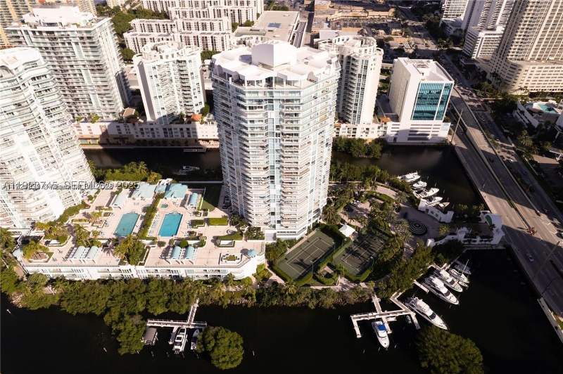 2 bedroom Condominium at 16400 Collins Ave 942, Oceania IV Condo, Sunny Isles Beach — photo 2