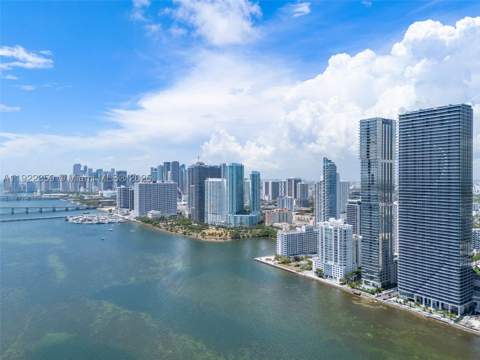 700 NE 24 street 2003, Miami FL - photo 6 of 88