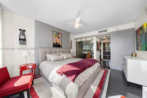 2155 Washington Ct 205, Miami Beach FL - photo 11 of 14