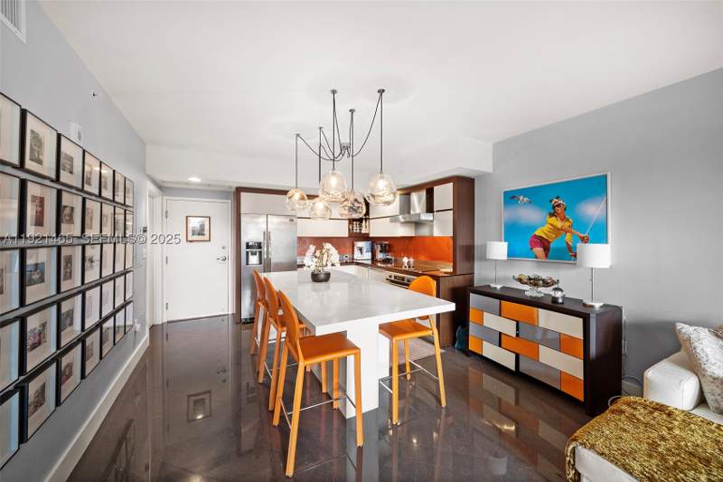 1 bedroom Condominium at 2155 Washington Ct 205, Artepark North Condo, Miami Beach — photo 3