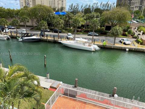 1650 NE 115th St 405, Miami FL - photo 10 of 32