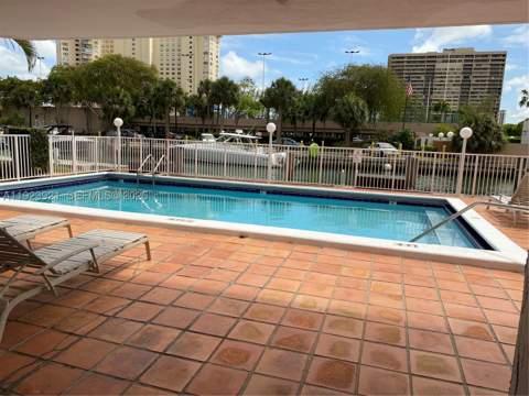 1650 NE 115th St 405, Miami FL - photo 7 of 32