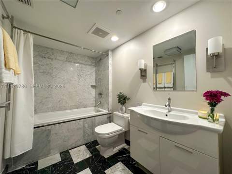 485 Brickell Ave 4405, Miami FL - photo 13 of 35