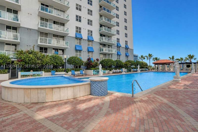 2 bedroom Condominium at 5077 NW 7th St 1217, Blue Lagoon Condo, Miami — photo 2