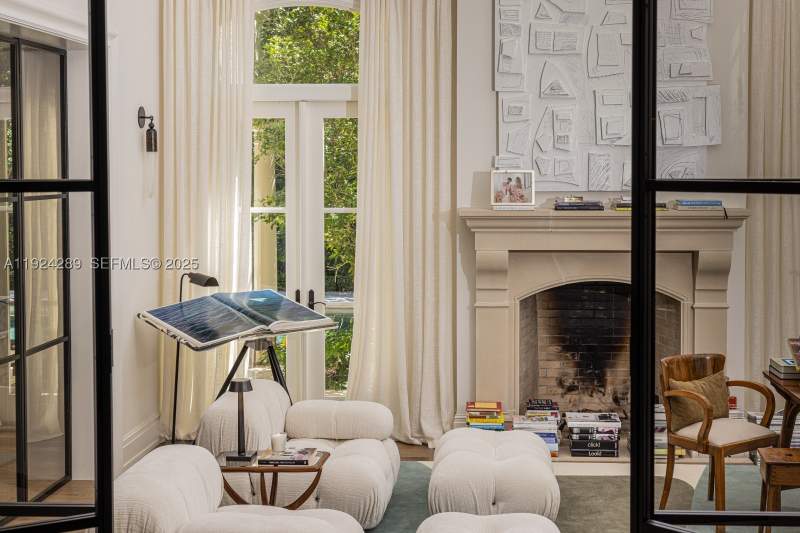5 bedroom SingleFamilyResidence at 155 San Souci Dr, Sans Souci Corr Pl Of 2nd, Coral Gables — photo 2