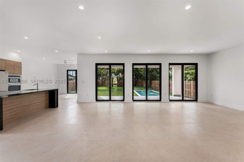 4 bedroom SingleFamilyResidence at 1366 SW 15th St, Third Westmoreland Addn, Miami — photo 4