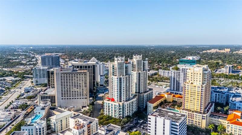 2 bedroom Condominium at 9055 SW 73 Ct 809, Metropolis I At Dadeland, Miami — photo 3