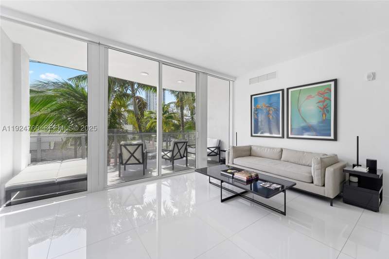 3 bedroom Condominium at 2100 Park Ave 201, Artepark South Condo, Miami Beach — photo 2