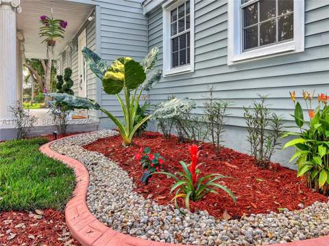 22820 SW 179th Pl, Miami FL - photo 14 of 58