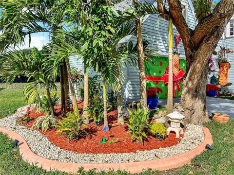22820 SW 179th Pl, Miami FL - photo 15 of 58