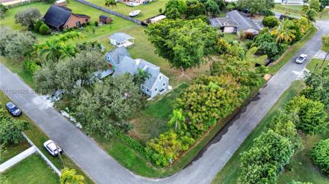 22820 SW 179th Pl, Miami FL - photo 24 of 58