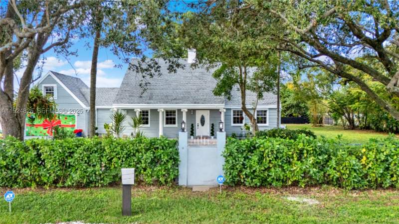 4 bedroom SingleFamilyResidence at 22820 SW 179th Pl, Silver Palms Groves, Miami — photo 5