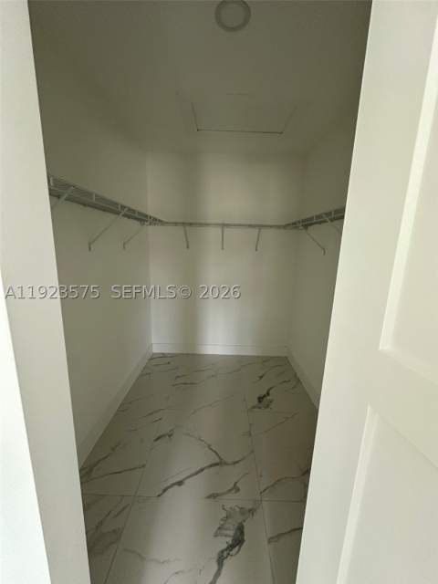 580 SW 10th Ave, Homestead FL - photo 11 of 25