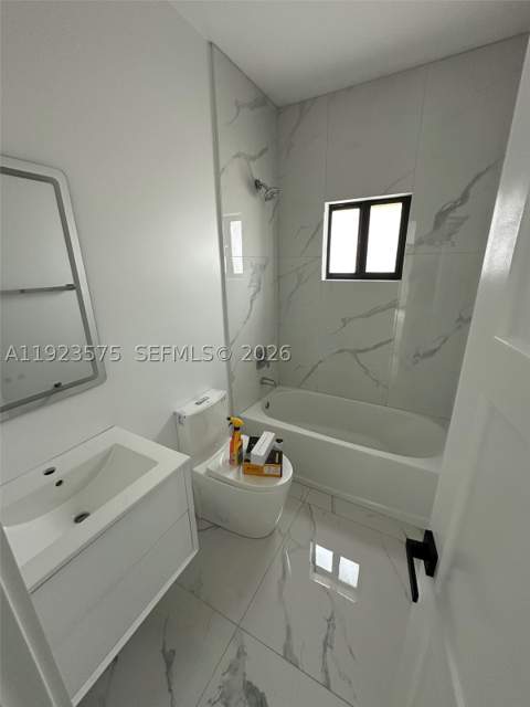 580 SW 10th Ave, Homestead FL - photo 22 of 25