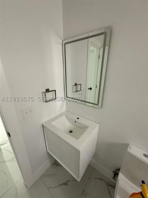 580 SW 10th Ave, Homestead FL - photo 23 of 25