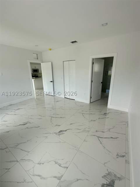 580 SW 10th Ave, Homestead FL - photo 8 of 25