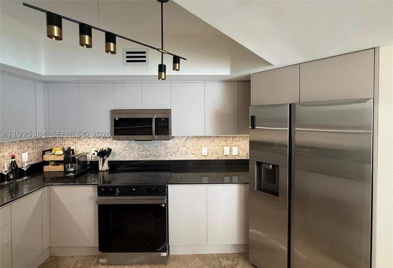 2 bedroom Condominium at 16699 Collins Ave 2701, La Perla Condo, Sunny Isles Beach — photo 5