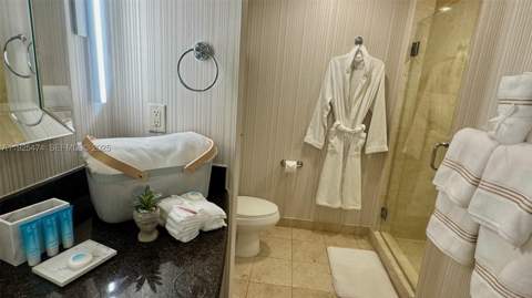 18001 Collins Ave 1110, Sunny Isles Beach FL - photo 23 of 32