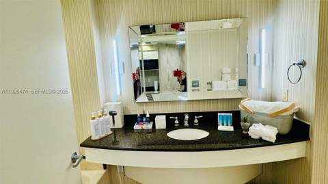 18001 Collins Ave 1110, Sunny Isles Beach FL - photo 24 of 32