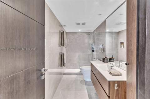 1865 Brickell Ave A703, Miami FL - photo 14 of 33