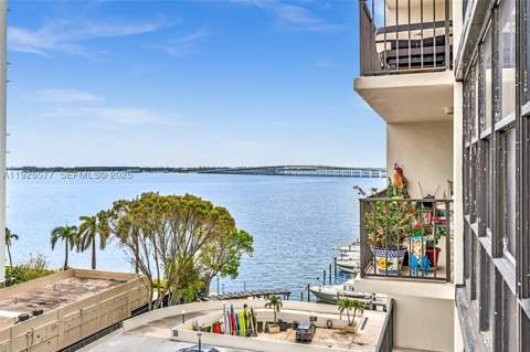 1865 Brickell Ave A703, Miami FL - photo 24 of 33