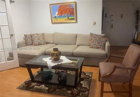 661 NE 195th St 309, Miami FL - photo 12 of 27