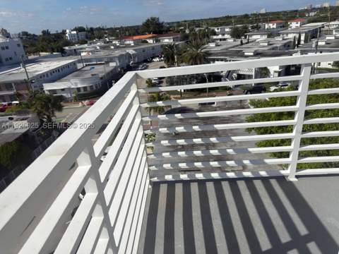 7800 carlyle Ave. 6C, Miami Beach FL - photo 19 of 20