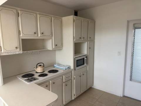 7800 carlyle Ave. 6C, Miami Beach FL - photo 8 of 20