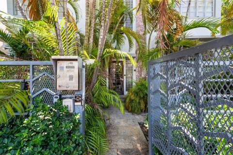 1611 Euclid Ave 8, Miami Beach FL - photo 15 of 16
