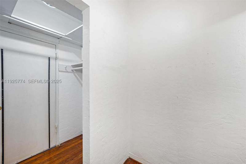 0 bedroom Condominium at 1611 Euclid Ave 8, Residence 1611 Condo, Miami Beach — photo 3