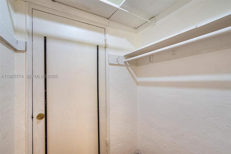 0 bedroom Condominium at 1611 Euclid Ave 8, Residence 1611 Condo, Miami Beach — photo 4