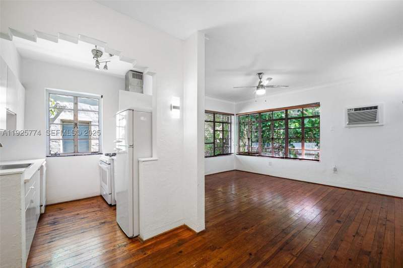 0 bedroom Condominium at 1611 Euclid Ave 8, Residence 1611 Condo, Miami Beach — photo 5