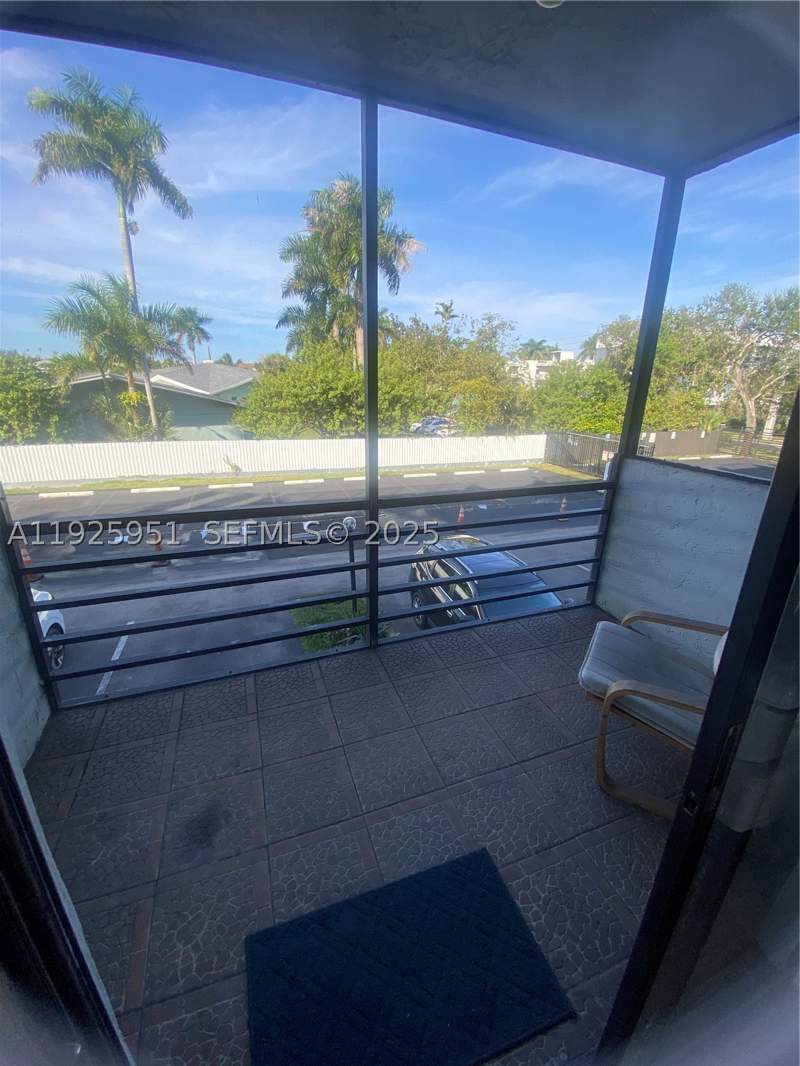 1 bedroom Condominium at 13500 NE 3rd Ct 205, BROOKVIEW CONDO, North Miami — photo 3