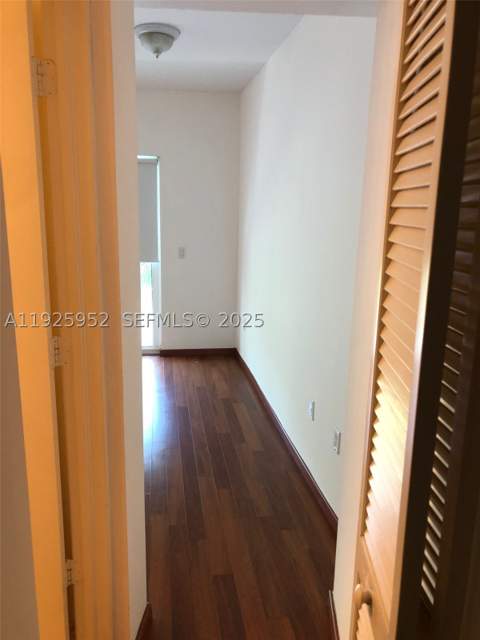 1650 Brickell Ave 111, Miami FL - photo 19 of 24