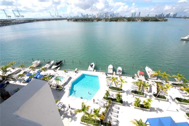 1 bedroom Condominium at 800 West Ave Ph27, South Bay Club, Miami Beach — photo 3