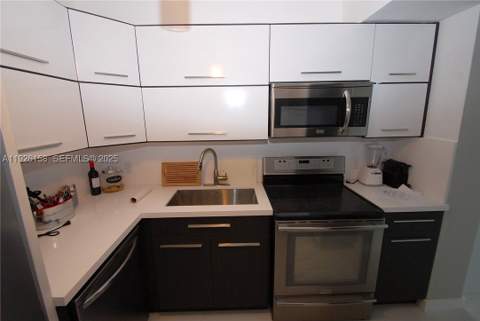 800 West Ave Ph27, Miami Beach FL - photo 8 of 19