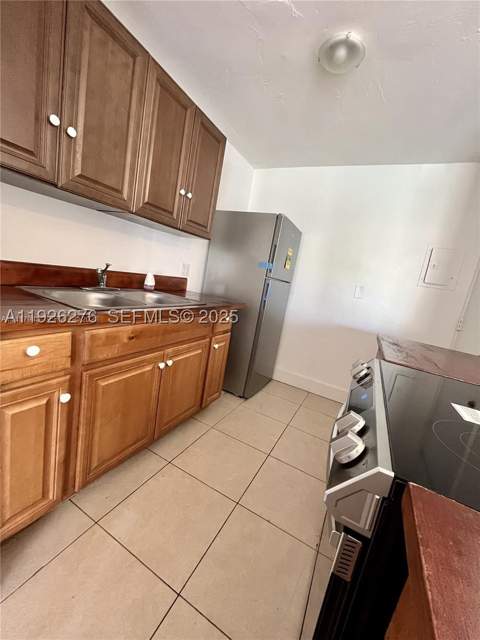 7250 SW 94th Pl B6, Miami FL - photo 6 of 23