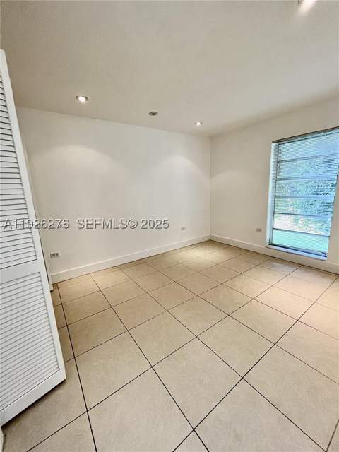 7250 SW 94th Pl B6, Miami FL - photo 7 of 23