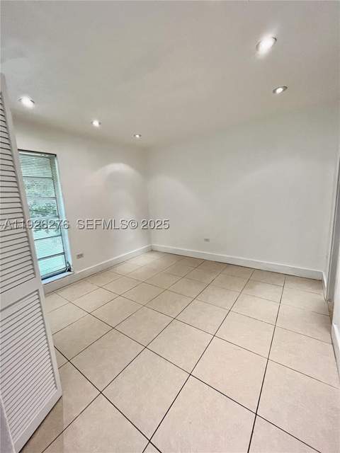 7250 SW 94th Pl B6, Miami FL - photo 9 of 23