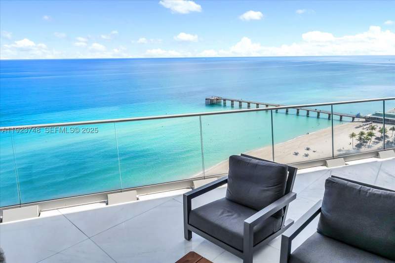 2 bedroom Condominium at 16901 Collins Ave 1802, Jade Signature Condo, Sunny Isles Beach — photo 3