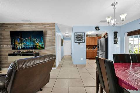 4020 E 10th Ave, Hialeah FL - photo 15 of 63