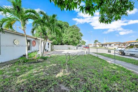 4020 E 10th Ave, Hialeah FL - photo 8 of 63