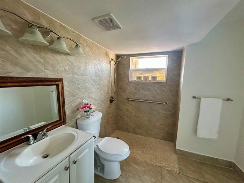 2 bedroom Condominium at 7040 Coral Way 501, Futura Gables, Miami — photo 5