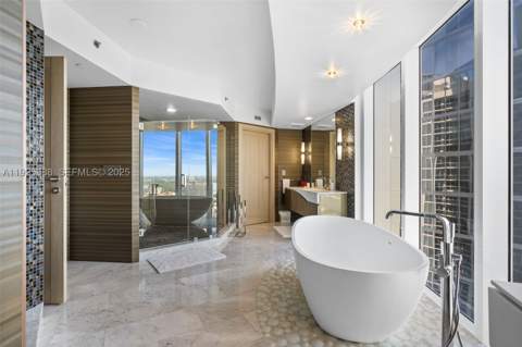 17201 Collins Ave 3505, Sunny Isles Beach FL - photo 10 of 19