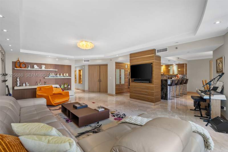 3 bedroom Condominium at 17201 Collins Ave 3505, Ocean Four Condo, Sunny Isles Beach — photo 5