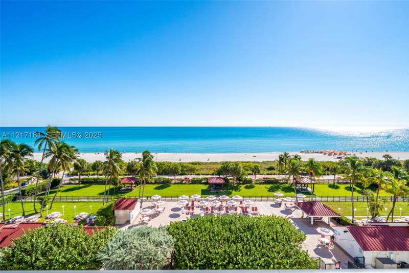 1 bedroom Condominium at 2555 Collins Ave 805, Club Atlantis Condo, Miami Beach — photo 2